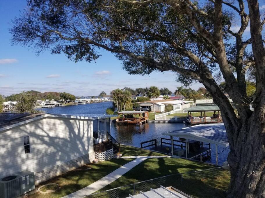 3 Bed, 2 Bath, Waterfront, Dock, Large Driveway Villa Tavares Exteriör bild